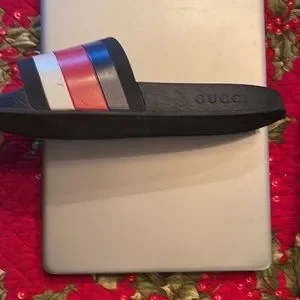 Blue, Red, White Gucci slide slide 10.5 Buy Gucci GG Slide Sandal  main image 3
